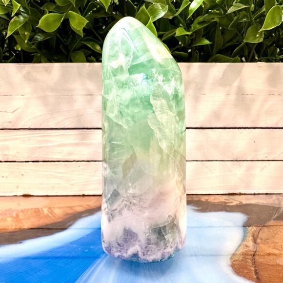 Feather Fluorite Polished Tower 450g 120mm Mexico Crystal Display - Picture 2 of 3